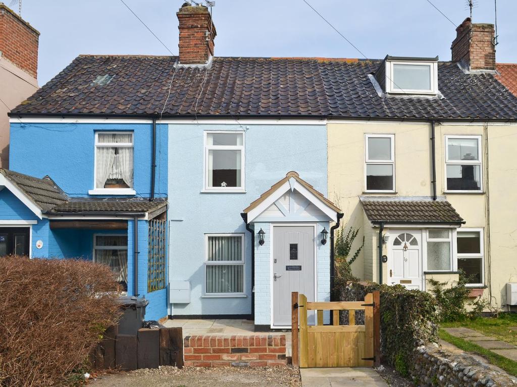 Vacation Home The Beach Hut, Lowestoft, UK