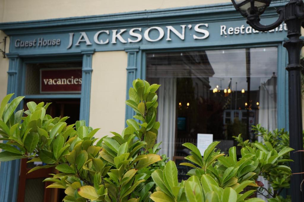 Certifikát, hodnocení, plakát nebo jiný dokument vystavený v ubytování Jacksons Restaurant and Accommodation