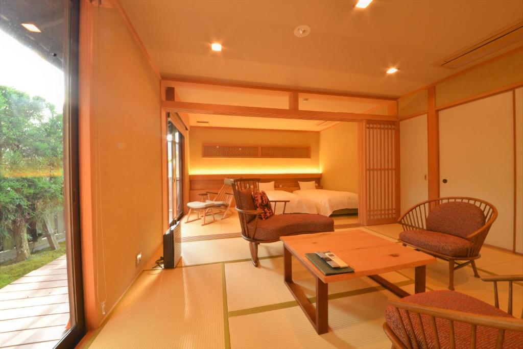 Posezení v ubytování Japanese Ryokan Seryo