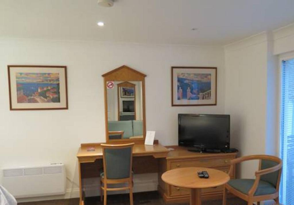 Annexe at Gosfield Lake - Chambre Double De Luxe Avec Vue Sur Lac
