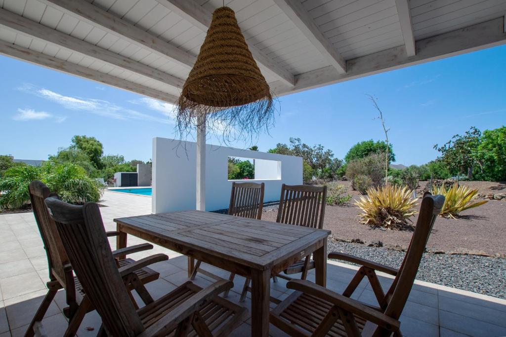 Balkón nebo terasa v ubytování North Shore Villas Lajares, VILLA ALEGRE 30A