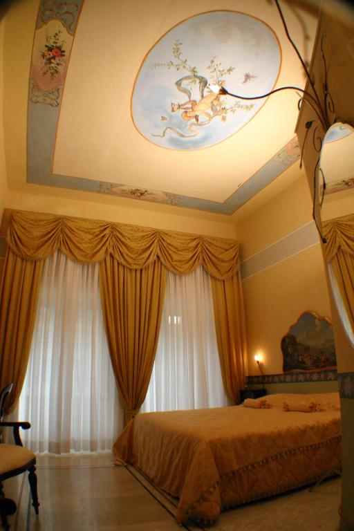 Hotel Art Resort Galleria Umberto - Resim 19