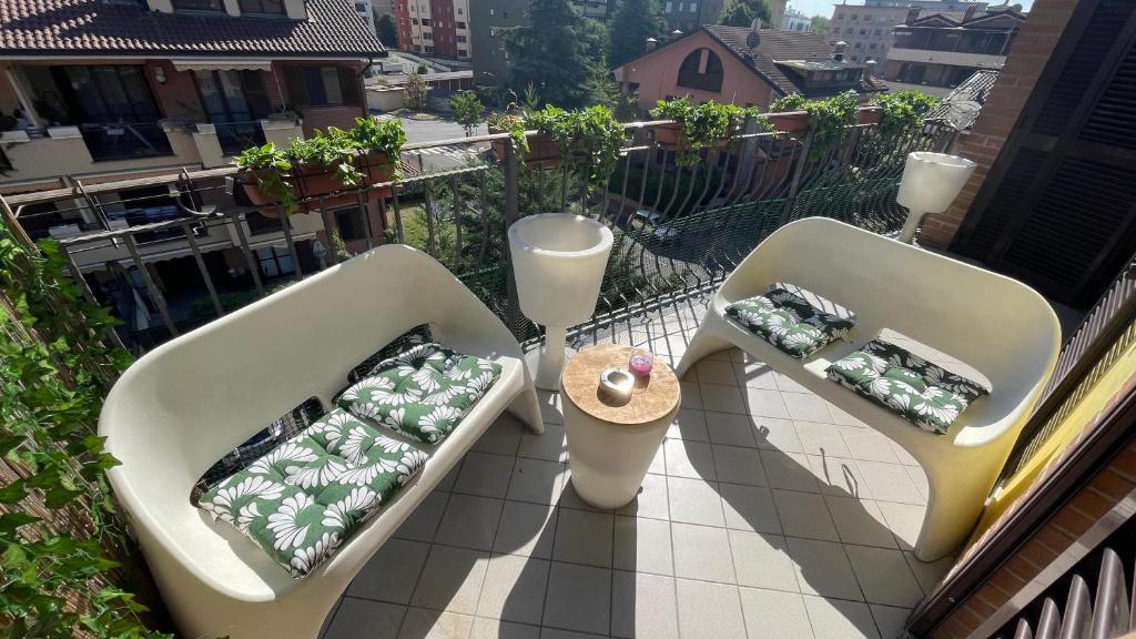 Balkón nebo terasa v ubytování DeHomes - Relax & Business Apartments