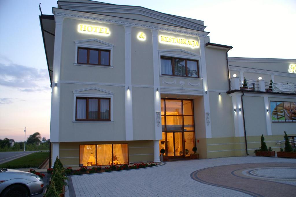 Gallery image of Hotel President in Kock