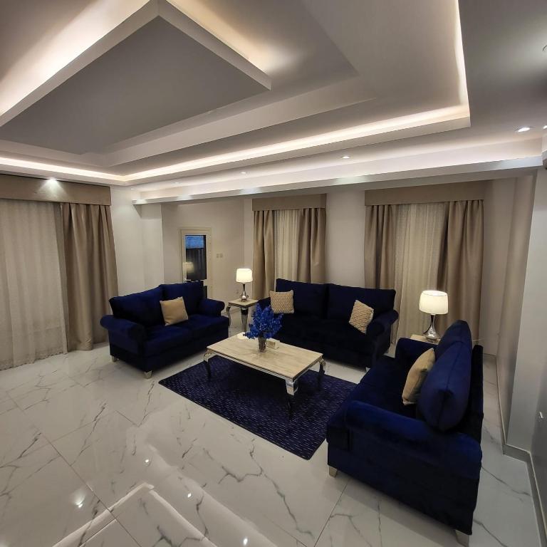 Jamal Royal Apartments - Three-Bedroom Apartment