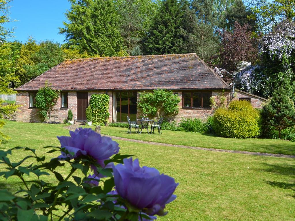 Ivy Cottage in Hawkhurst, East Sussex, England