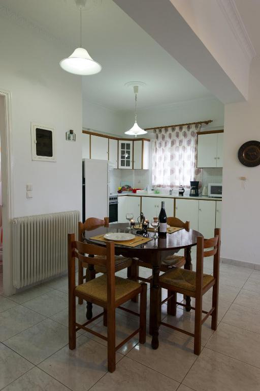 A kitchen or kitchenette at Korakias SeaView