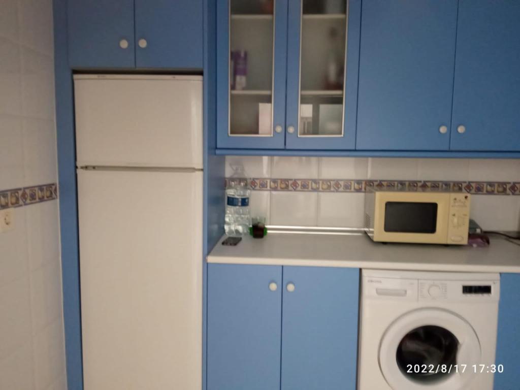 Kuchnia lub aneks kuchenny w obiekcie Alojamiento roquetas de mar