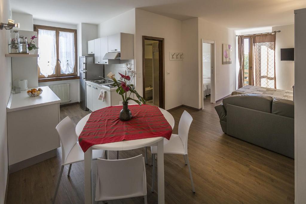 Kuchyň nebo kuchyňský kout v ubytování Le Servite Apartments