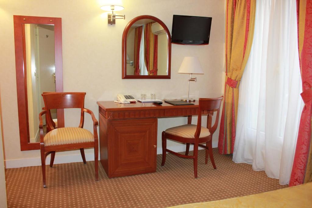 Hotel Imperial Paris - Resim 18