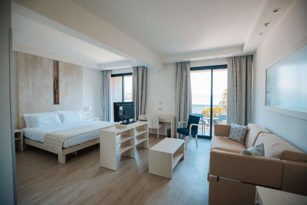 Palmon Bay Hotel & Spa - 12