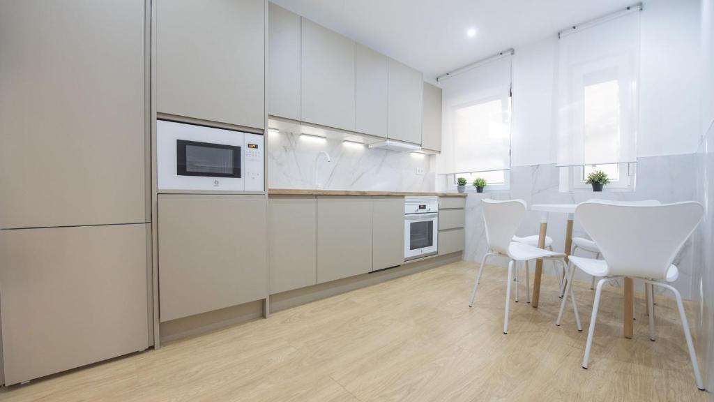 Apartamentos Boutique Puerta de Reyes - 8