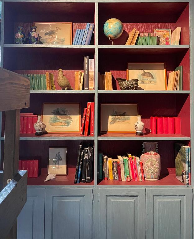 The library in A villát