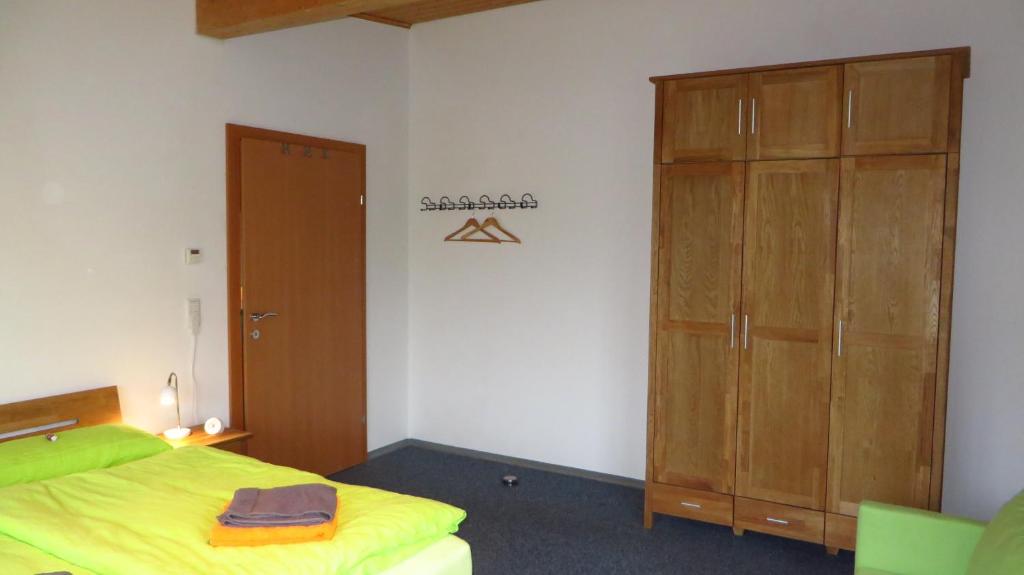 Postel nebo postele na pokoji v ubytování Haus Masonblick