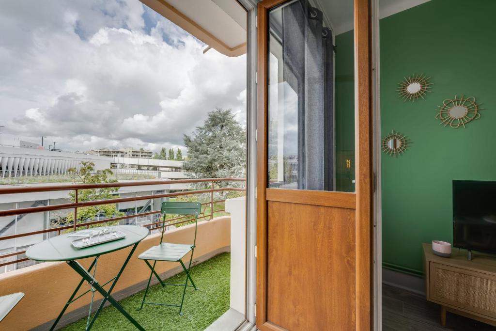 Balkón alebo terasa v ubytovaní Le Parmelan - Beautiful T2 with balcony for up to 4 people