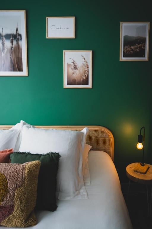 Posteľ alebo postele v izbe v ubytovaní Le Parmelan - Beautiful T2 with balcony for up to 4 people