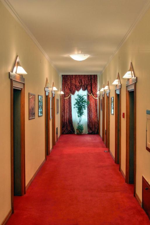 Fotografija u galeriji objekta Garni Hotel Park u gradu Palić