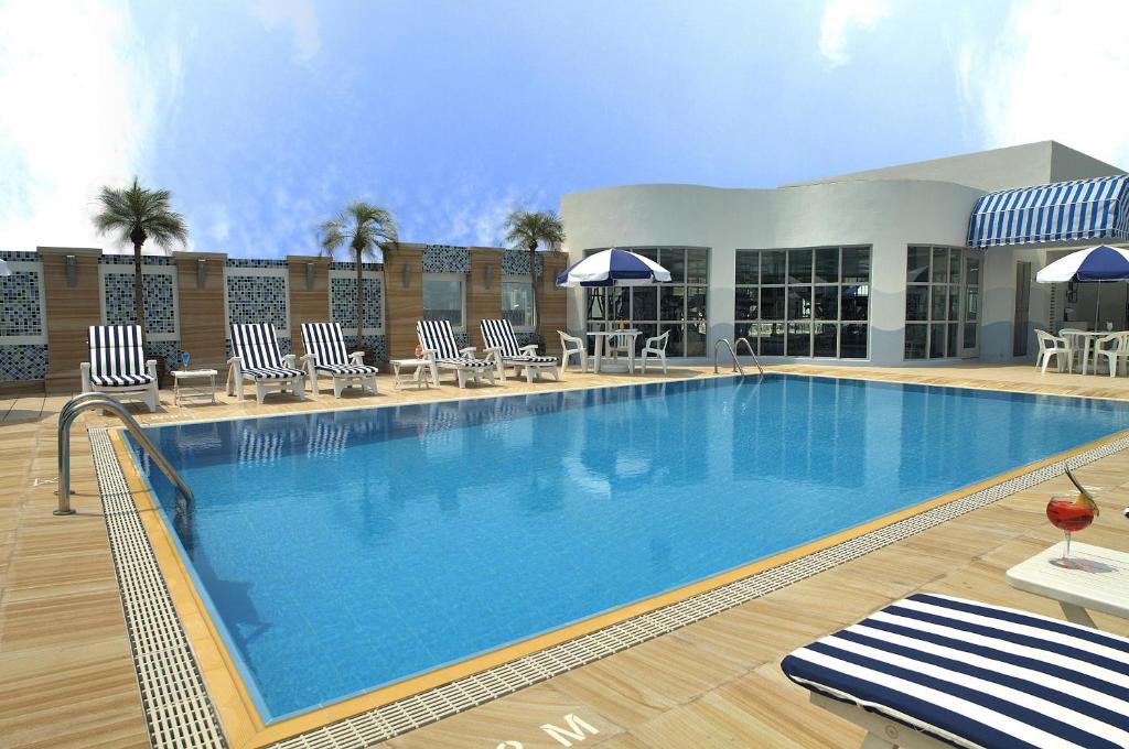 Piscina di Metropark Hotel Kowloon o nelle vicinanze