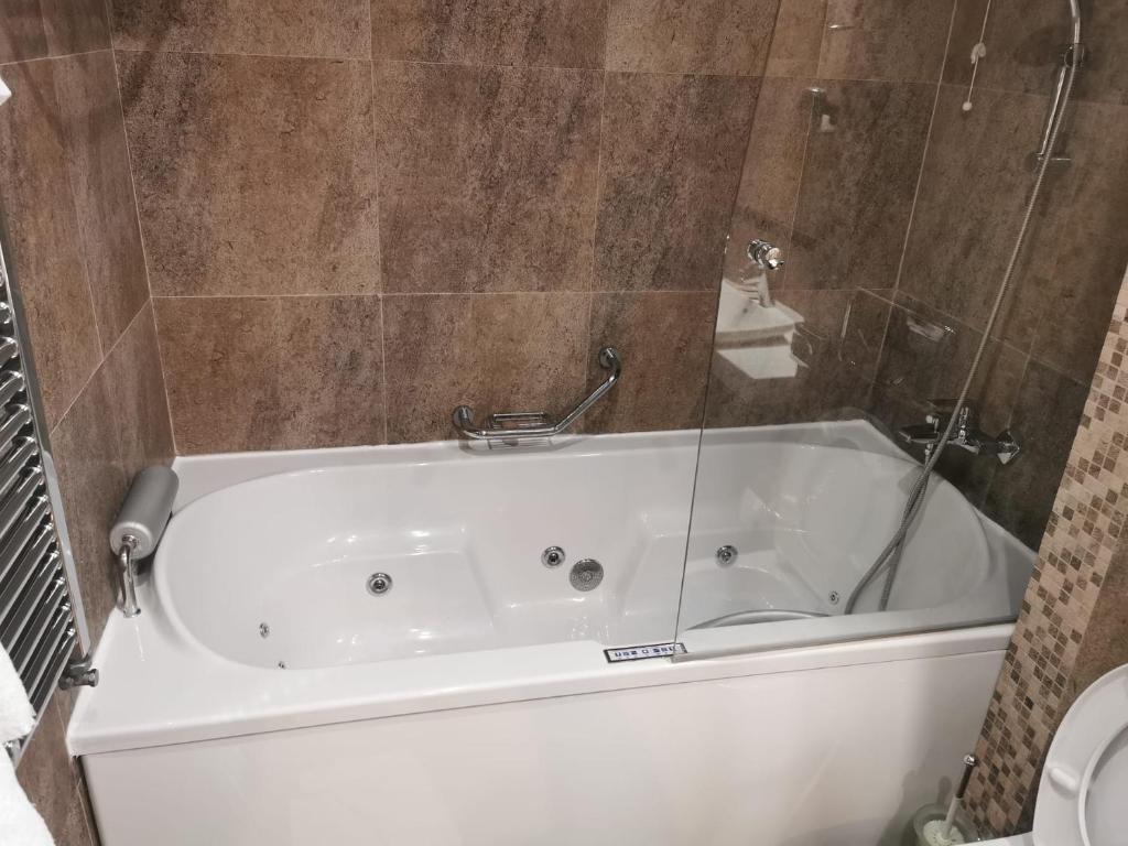 Alpin Aparthotel Ap 508 Poiana Brasov- acces la piscina gratuit - Resim 27