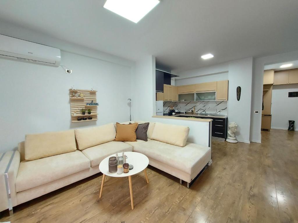 @Likehome - Imazhi 4