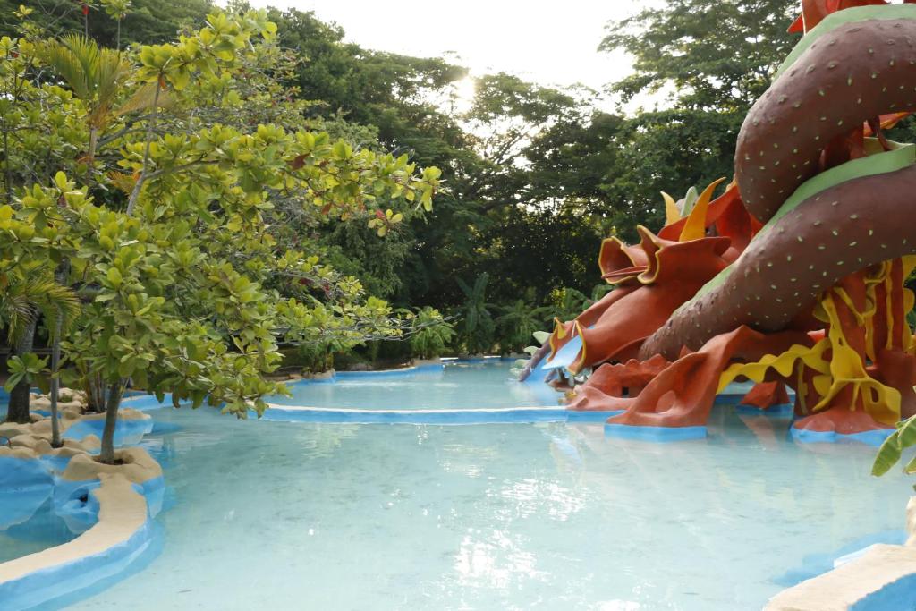 Bazén v ubytování Hotel Carrizal Spa nebo v jeho okolí