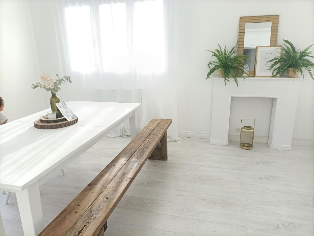Zdjęcie z galerii obiektu Guibert Home - Appartement spacieux à 20 min de Paris w mieście Villeneuve-le-Roi