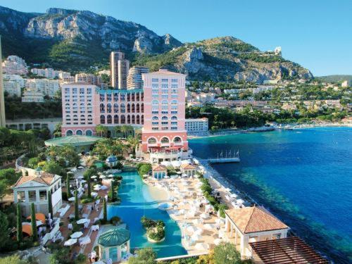 วิวสระว่ายน้ำที่ Monaco Stunning Sea Views, Larvotto beach, Terrace, Saint-Roman หรือบริเวณใกล้เคียง