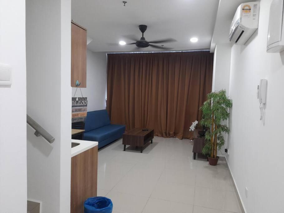 Duplex Pacific Star Parking Netflix Mall 2 Toilet Room, Petaling Jaya
