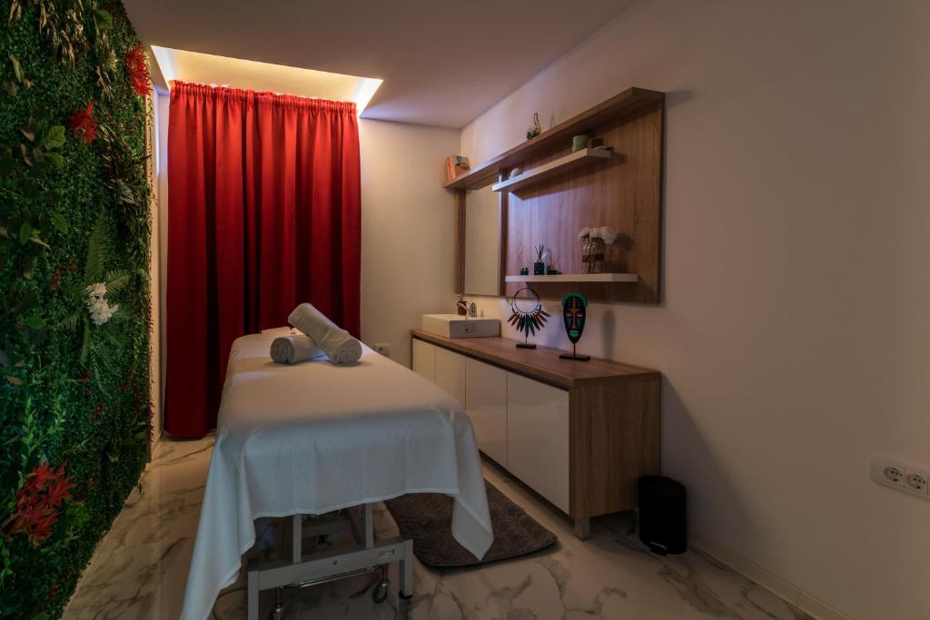 Daisy resort - One-Bedroom Apartment