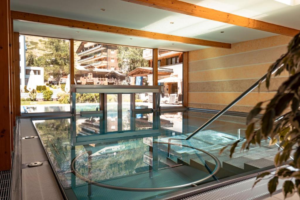 Bassein majutusasutuses Resort La Ginabelle või selle lähedal