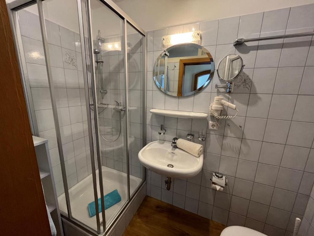 Koupelna v ubytování Gasthof - Pension - Adler