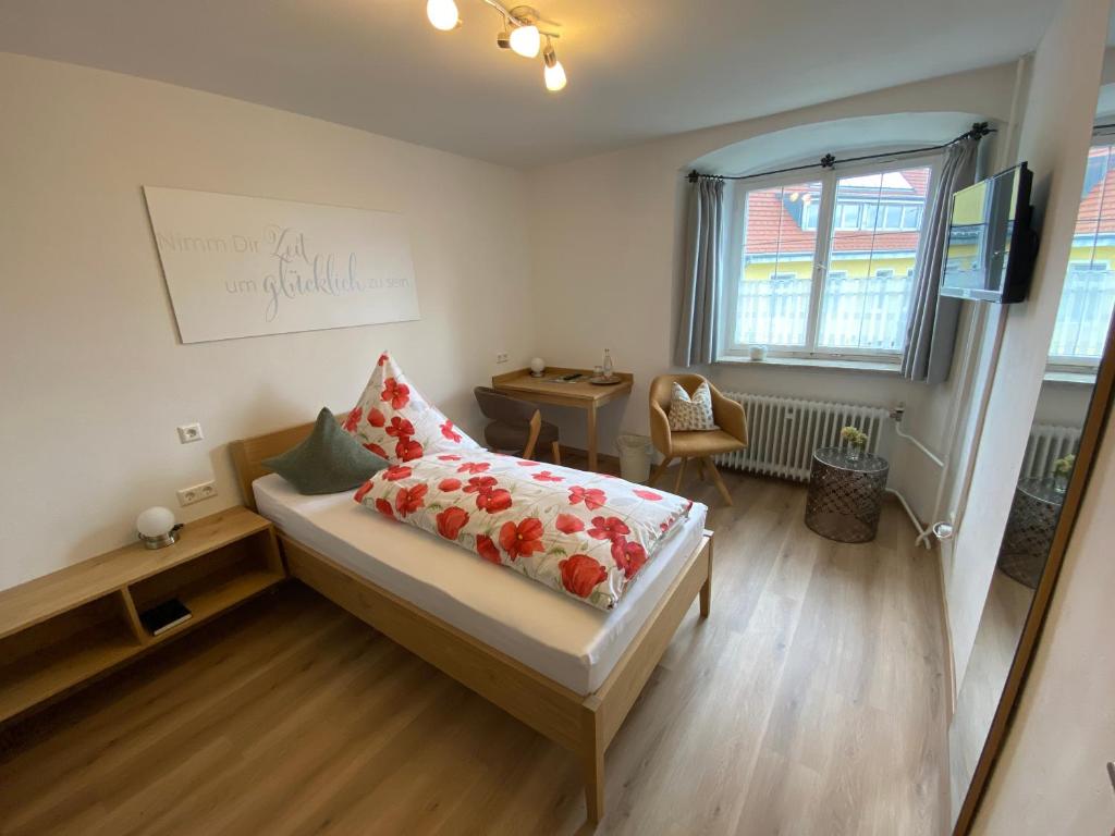 Postel nebo postele na pokoji v ubytování Gasthof - Pension - Adler