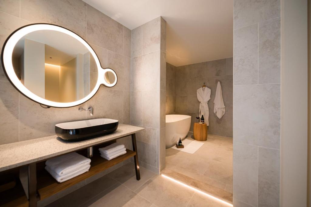 Crowne Plaza Hobart by IHG - Resim 12
