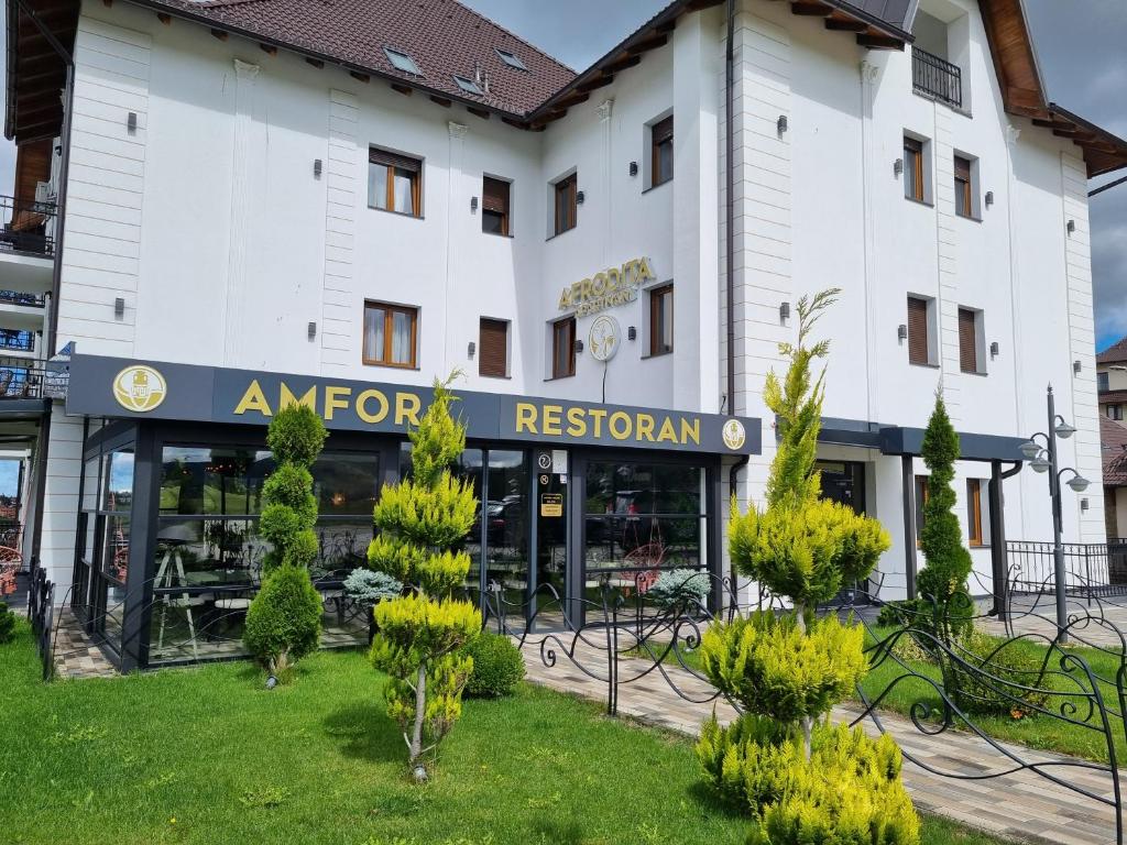 Budova, kde se aparthotel nachází
