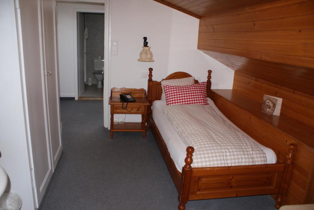 Postel nebo postele na pokoji v ubytování Baeren Hotel, The Bear Inn