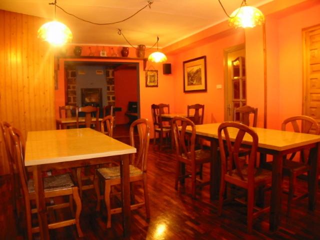 A restaurant or other place to eat at Hotel Navarro