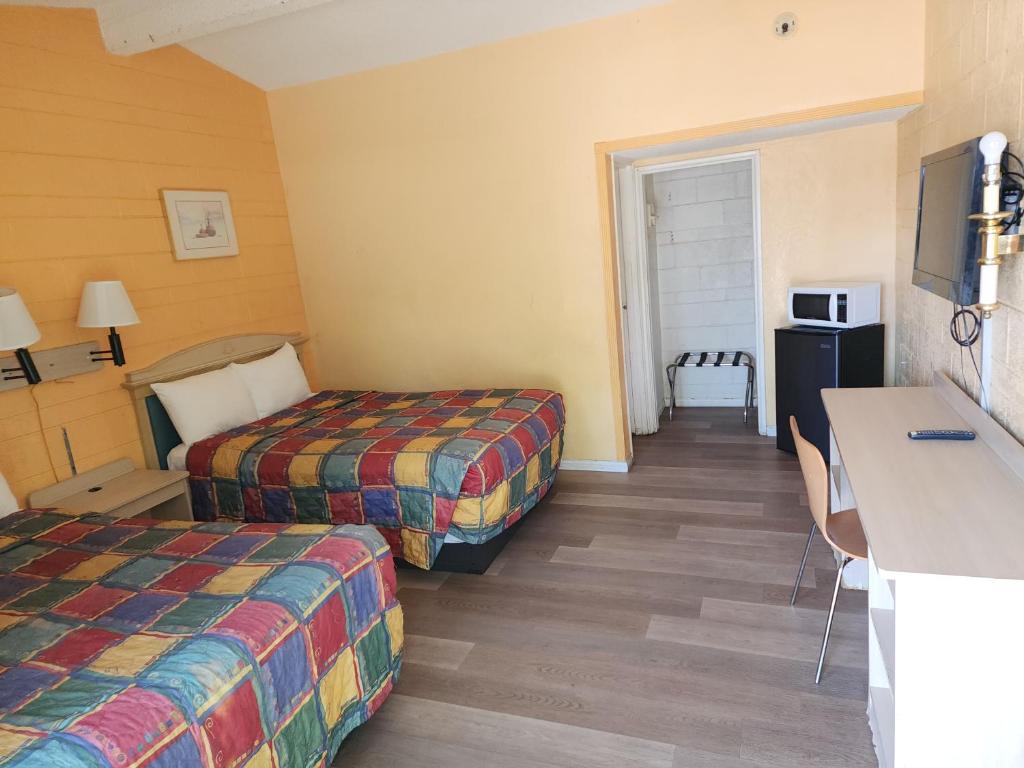 Town House Motel - Habitación De La Reina