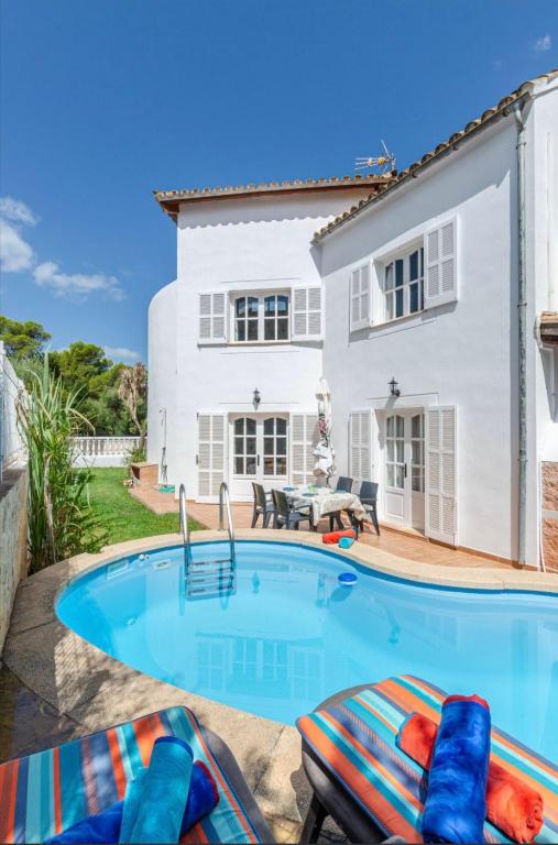 Bazén v ubytování Villa SaCalma con Piscina Privada nebo v jeho okolí