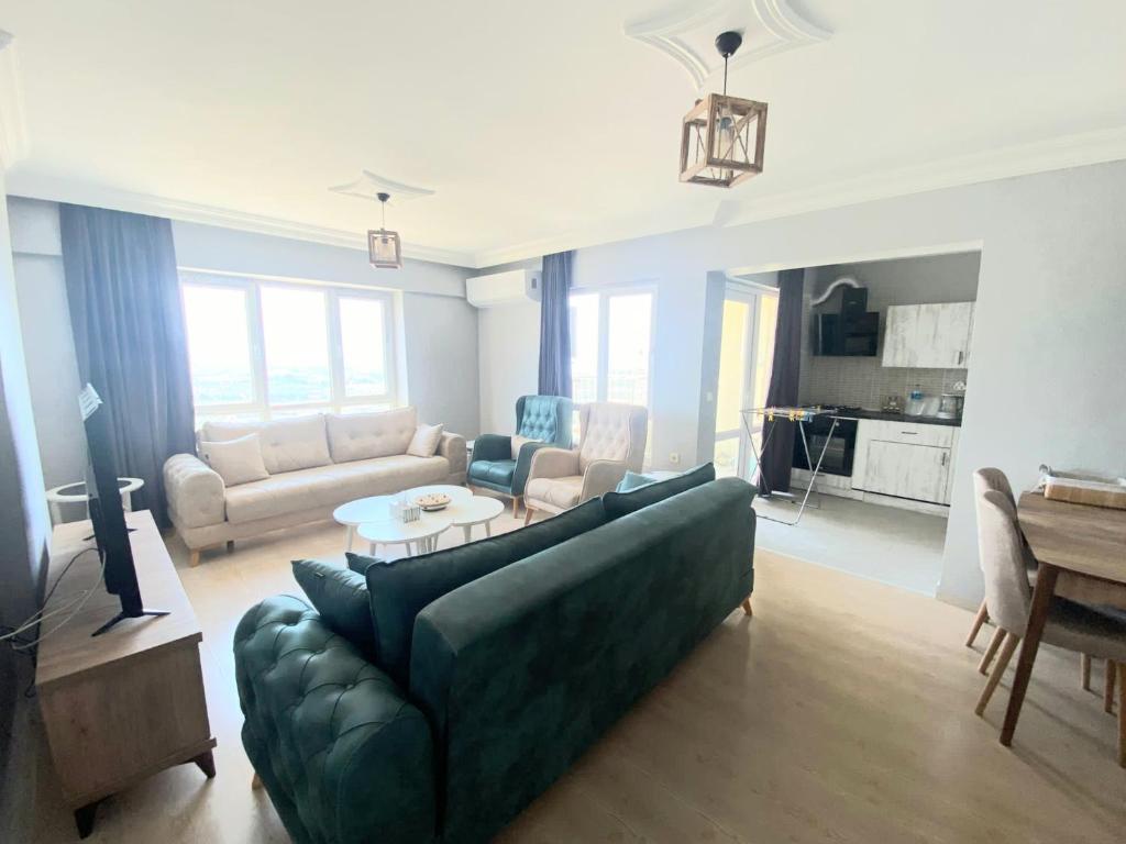Nice appartment in Kusadasi, Turkey, 3 room - Housity