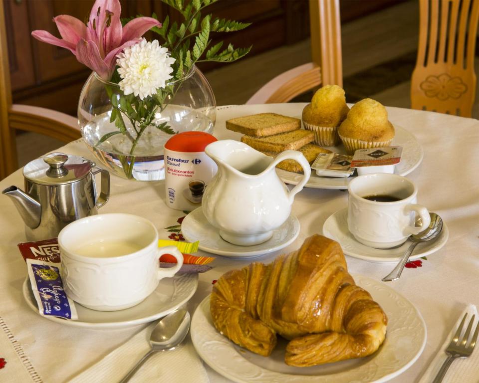 Hotel Cristal 2 - غرفة ثلاثية
