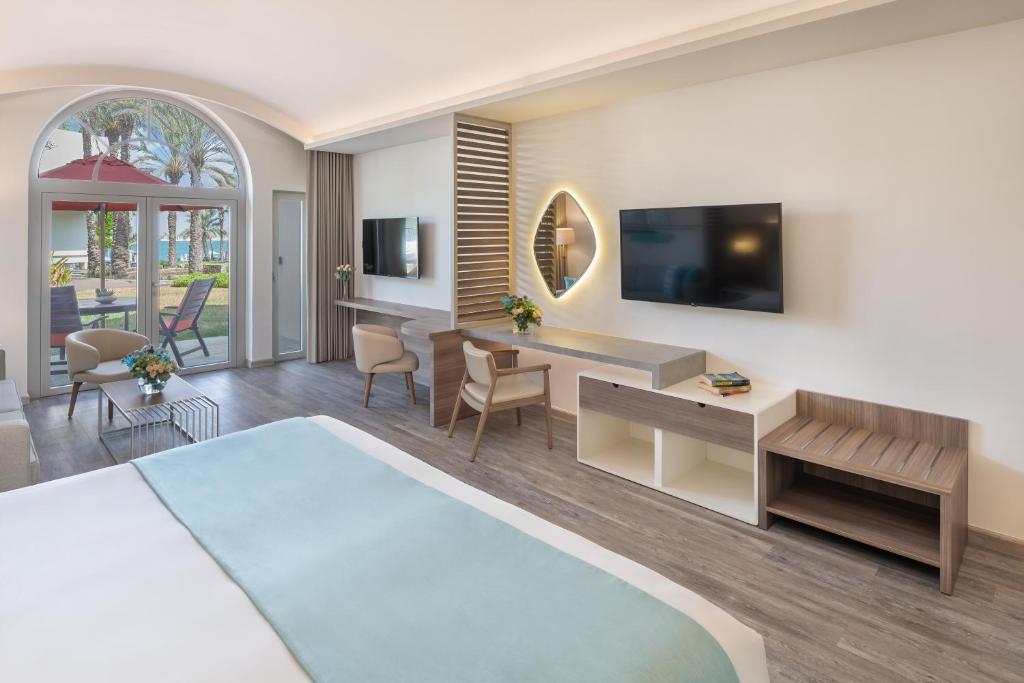 JA The Resort - JA Palm Tree Court, Dubai - Suite Junior En Terrasse De Jardin Premium