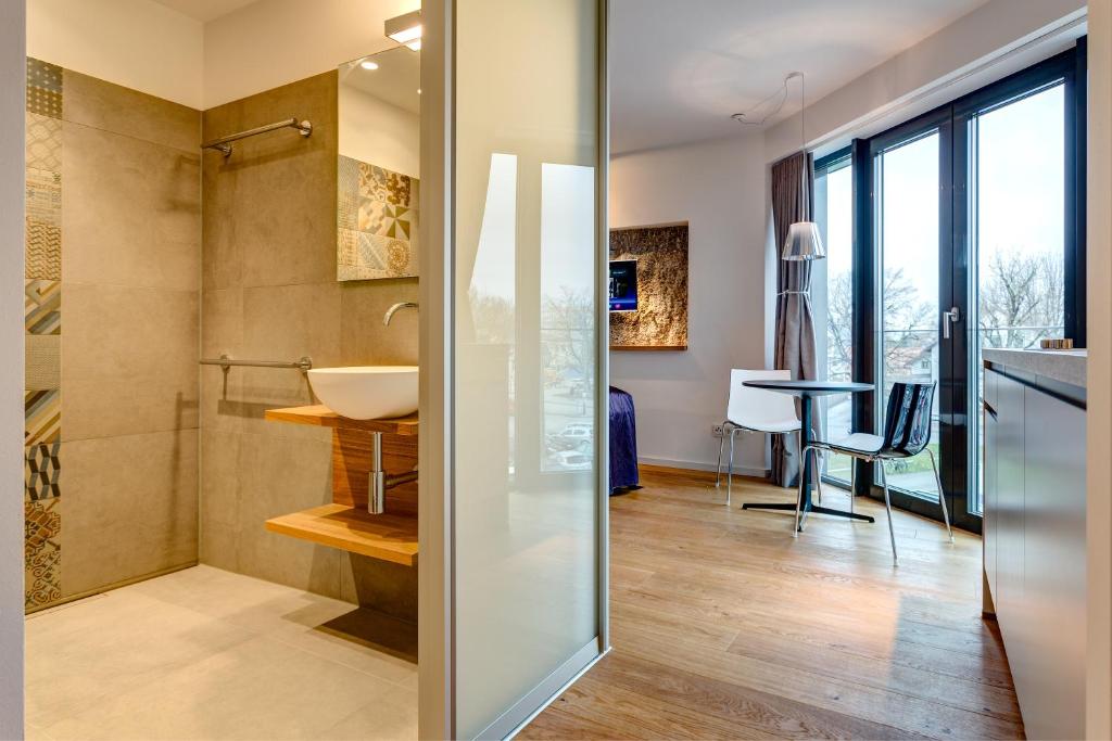 Hotel im Bunker - Resim 33