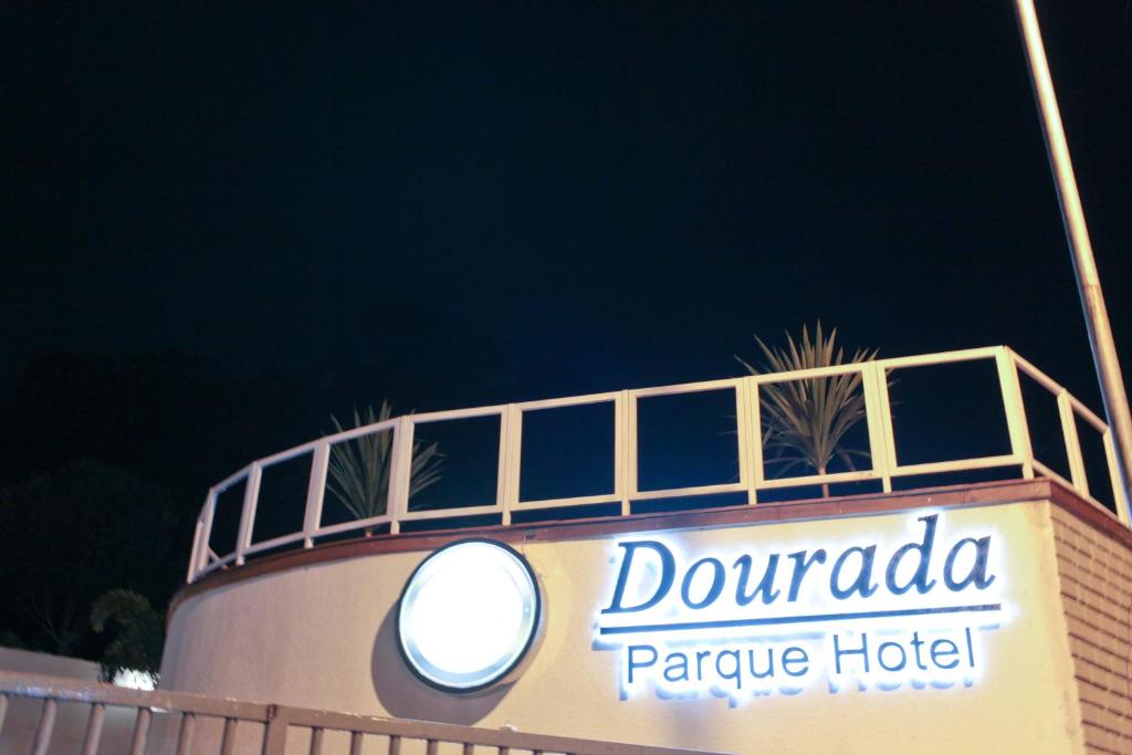  Dourada Parque Hotel