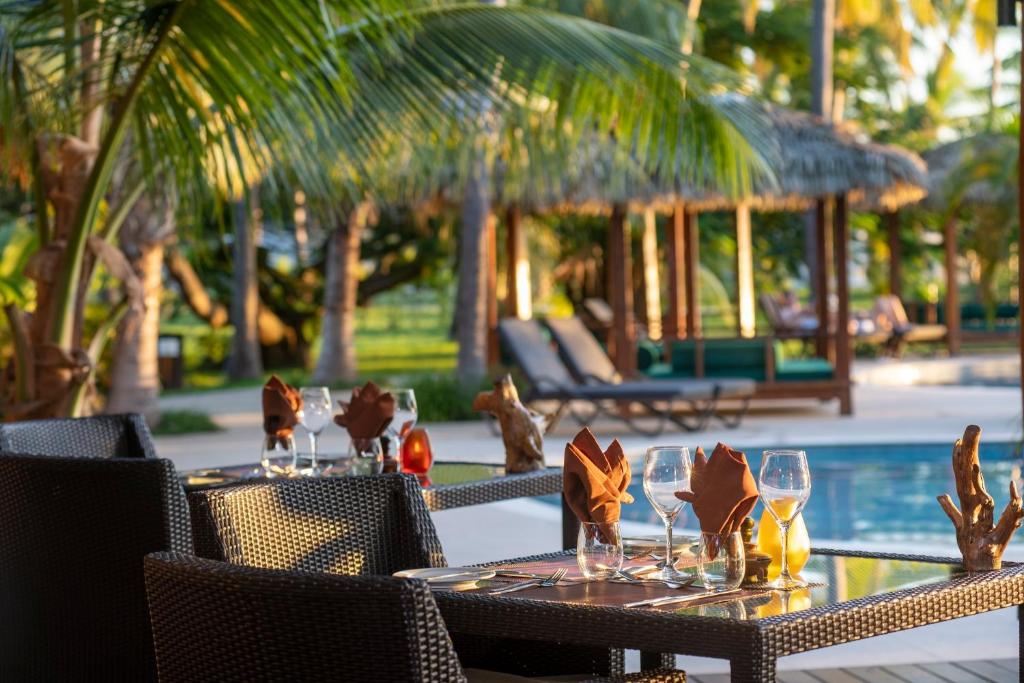 Bazén v ubytování Lomani Island Resort – Adults Only nebo v jeho okolí