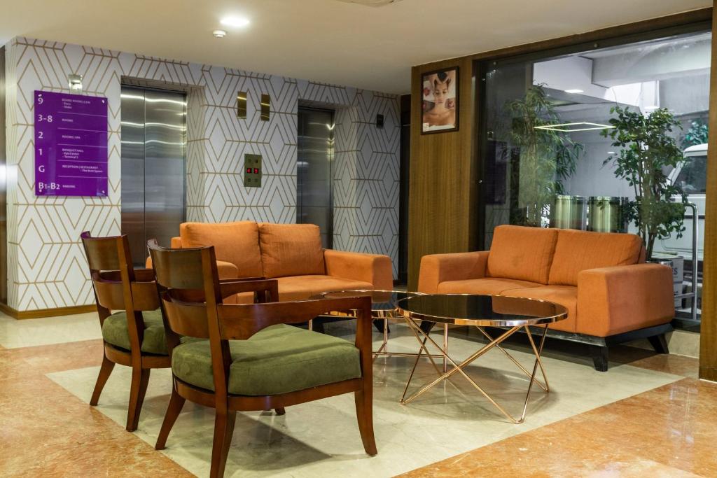 Posezení v ubytování Clubhouse Nami Residency Near Sabarmati Riverfront Ahmedabad