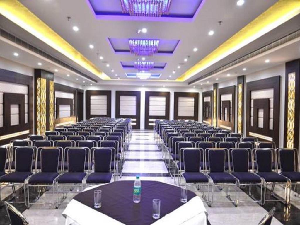Konferenční prostory v ubytování Hotel Seven Hills Tower