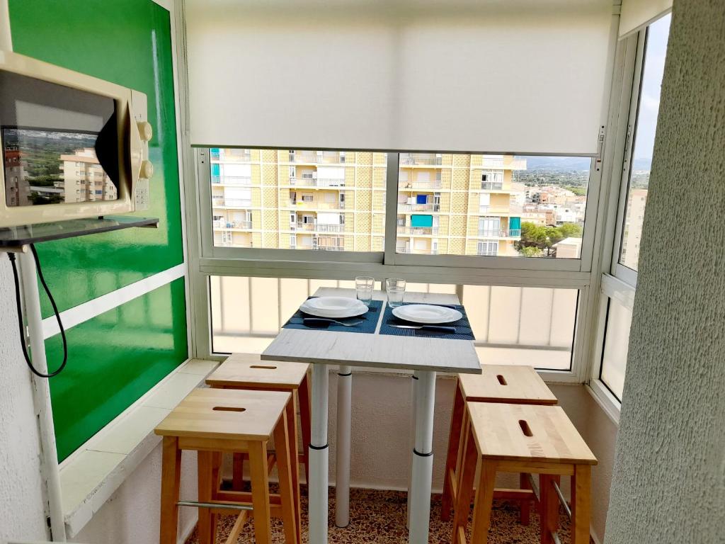Kuchyň nebo kuchyňský kout v ubytování APARTAMENTO VISTAS AL MAR, 11 Planta, 50M PLAYA!!