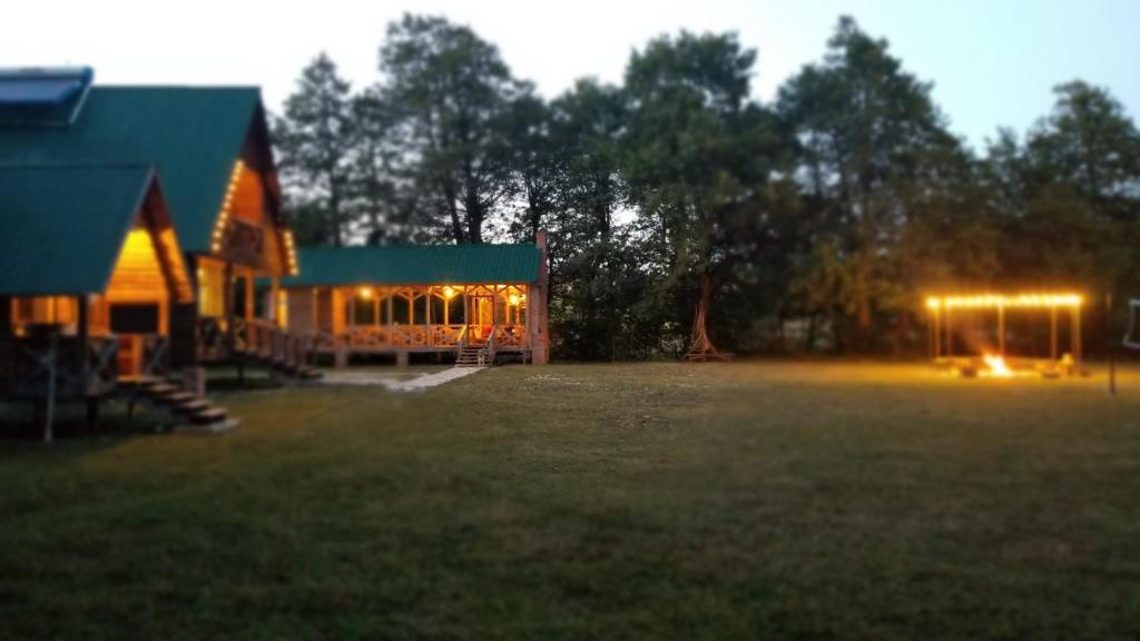 Zahrada ubytování Cottage Tsivtskala in Racha, near Shaori