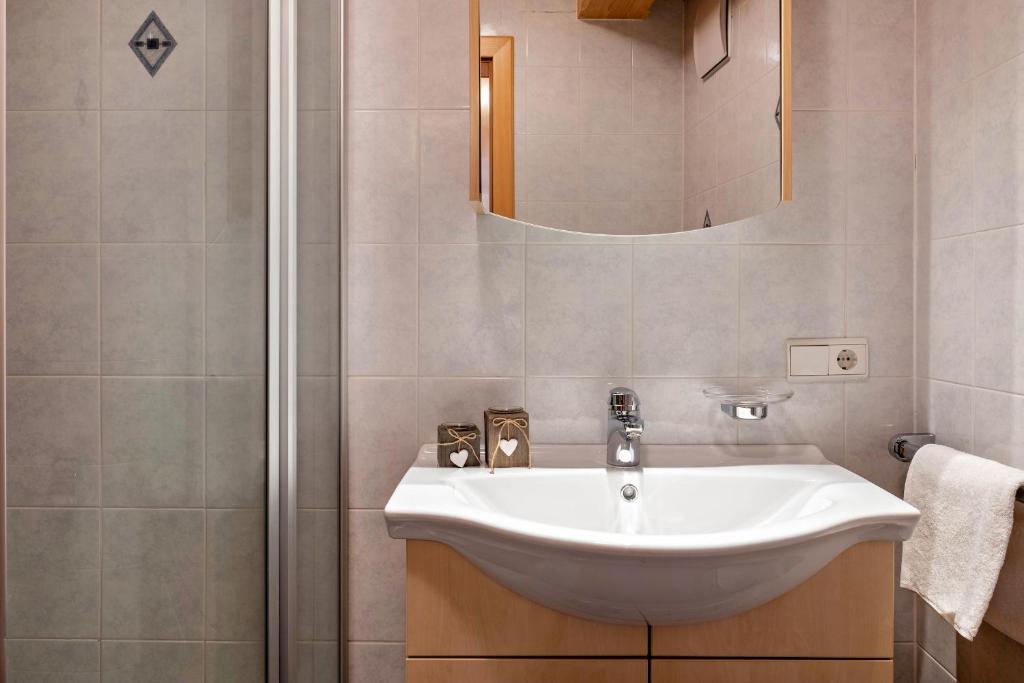 Kúpeľňa v ubytovaní Apartment Linde- Fiechterhof