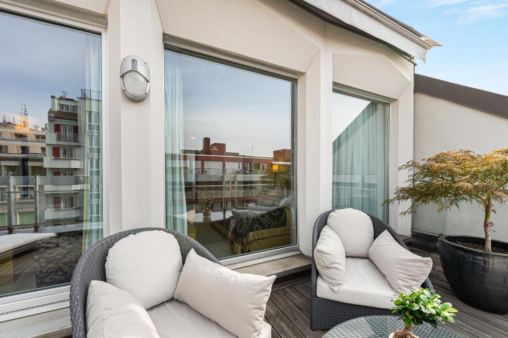 Jade Manotel - Resim 32